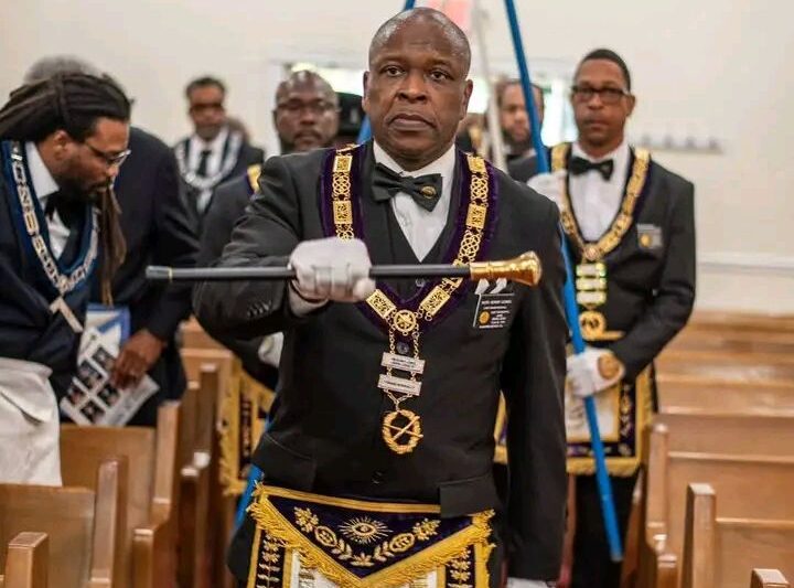 Freemasonry Benefits: Personal Growth, Networking, and Community Impact